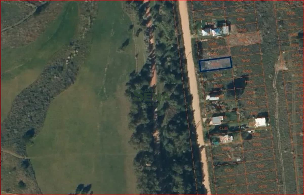 Venta de lote en el Chorro., 300m2  de tierra cerca del mar.