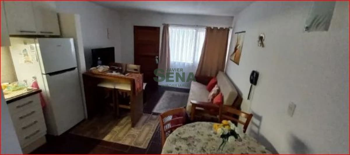 Venta de apartamento en la Peninsula, 1 dormitorio, baño, cerca de todo.
