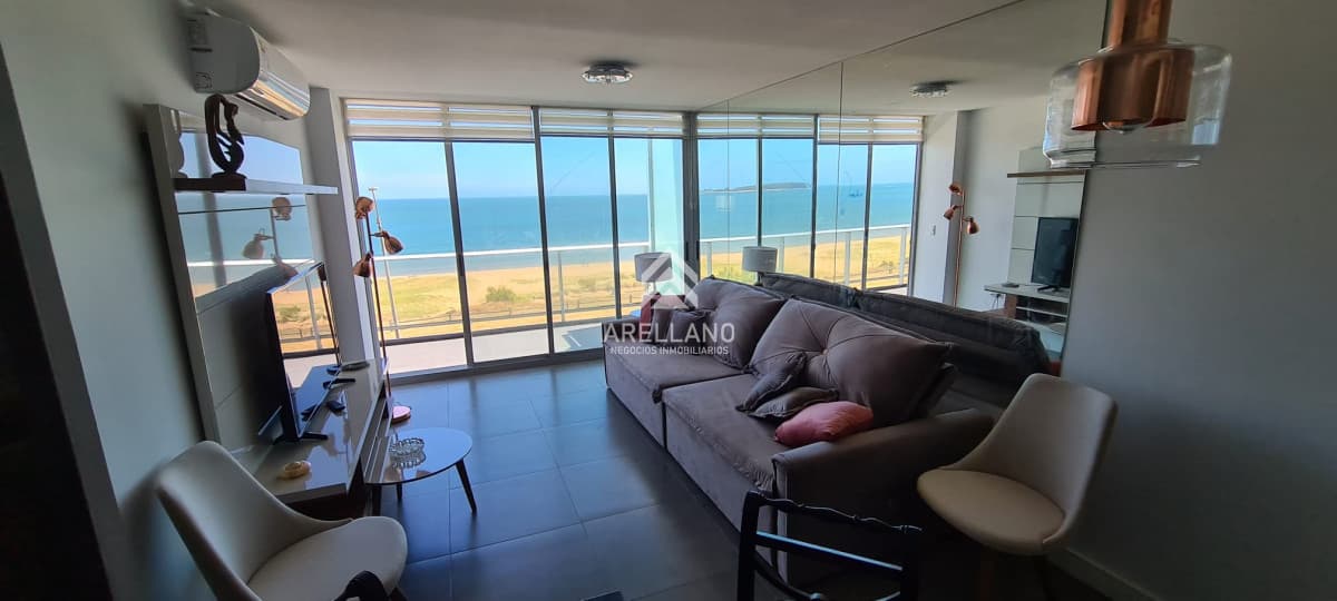 Apartamento ID.2408 - Venta Pent-House 2 dormitorios frente al Mar en la Mansa