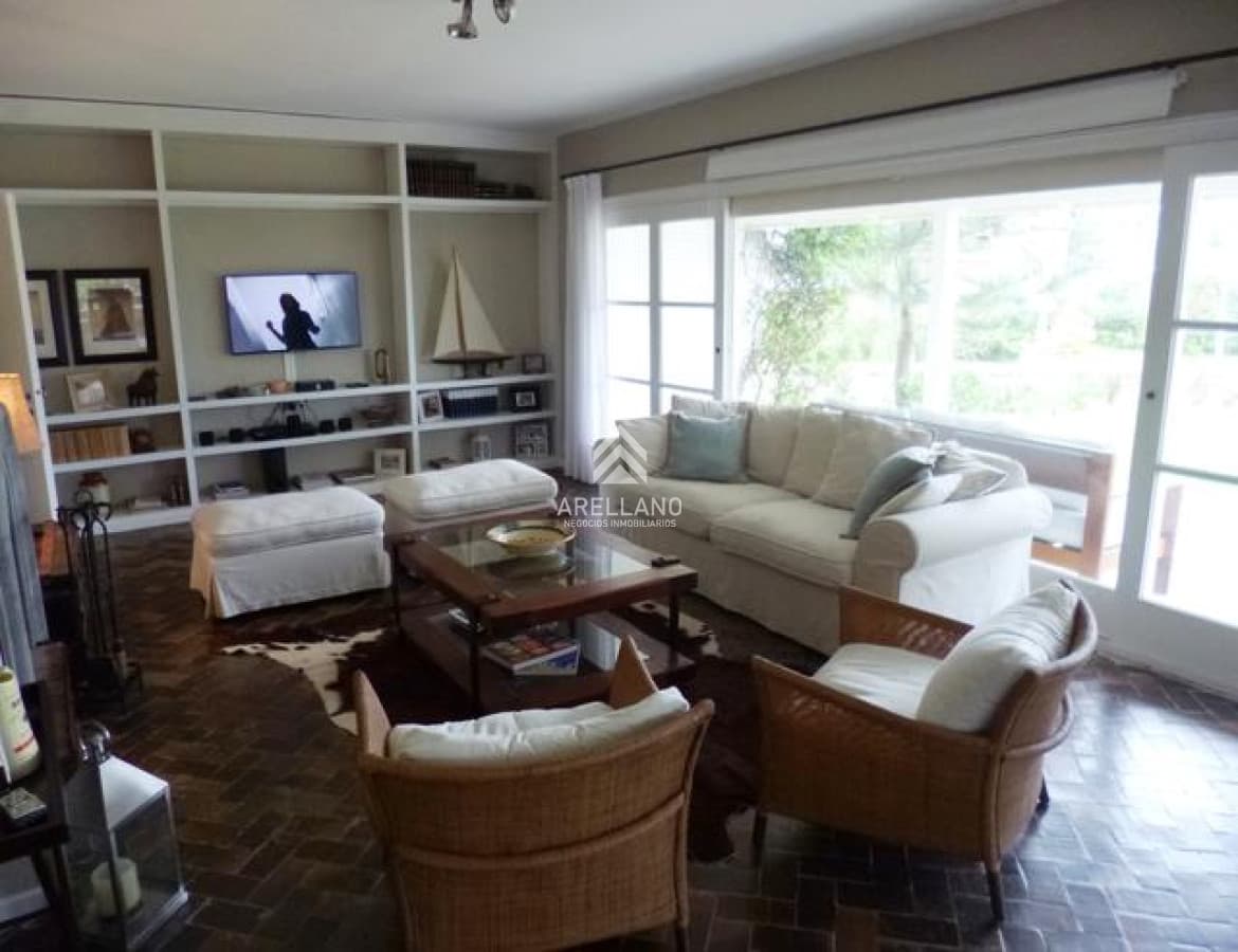 Casa ID.2416 - Casa con 5 dormitorios en la Mansa muy cerca del mar