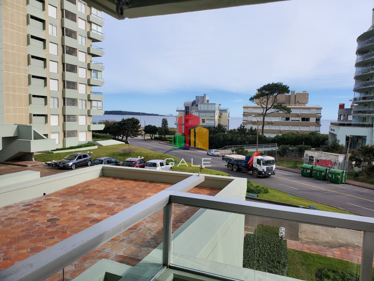 Hermoso apartamento con vista al mar en La Mansa  -