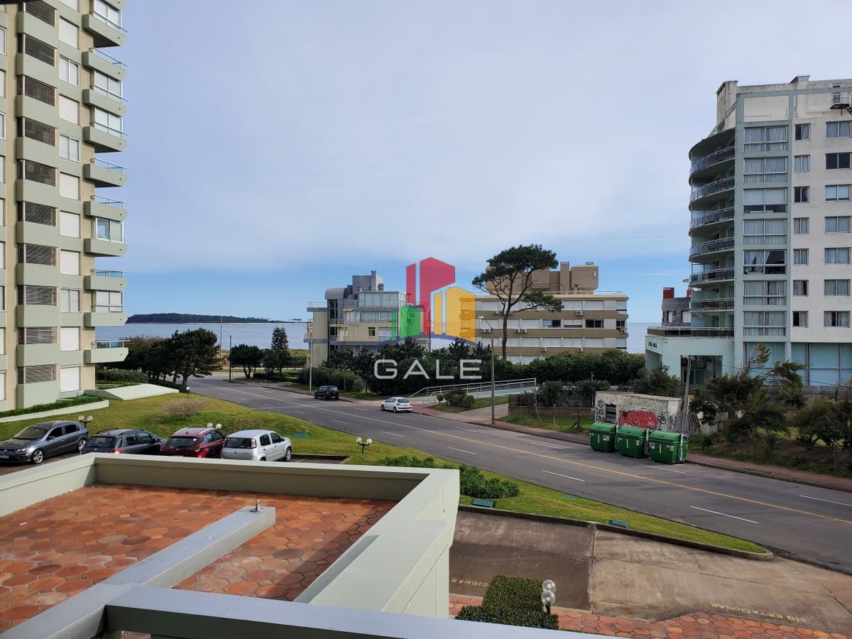 Hermoso apartamento con vista al mar en La Mansa  -