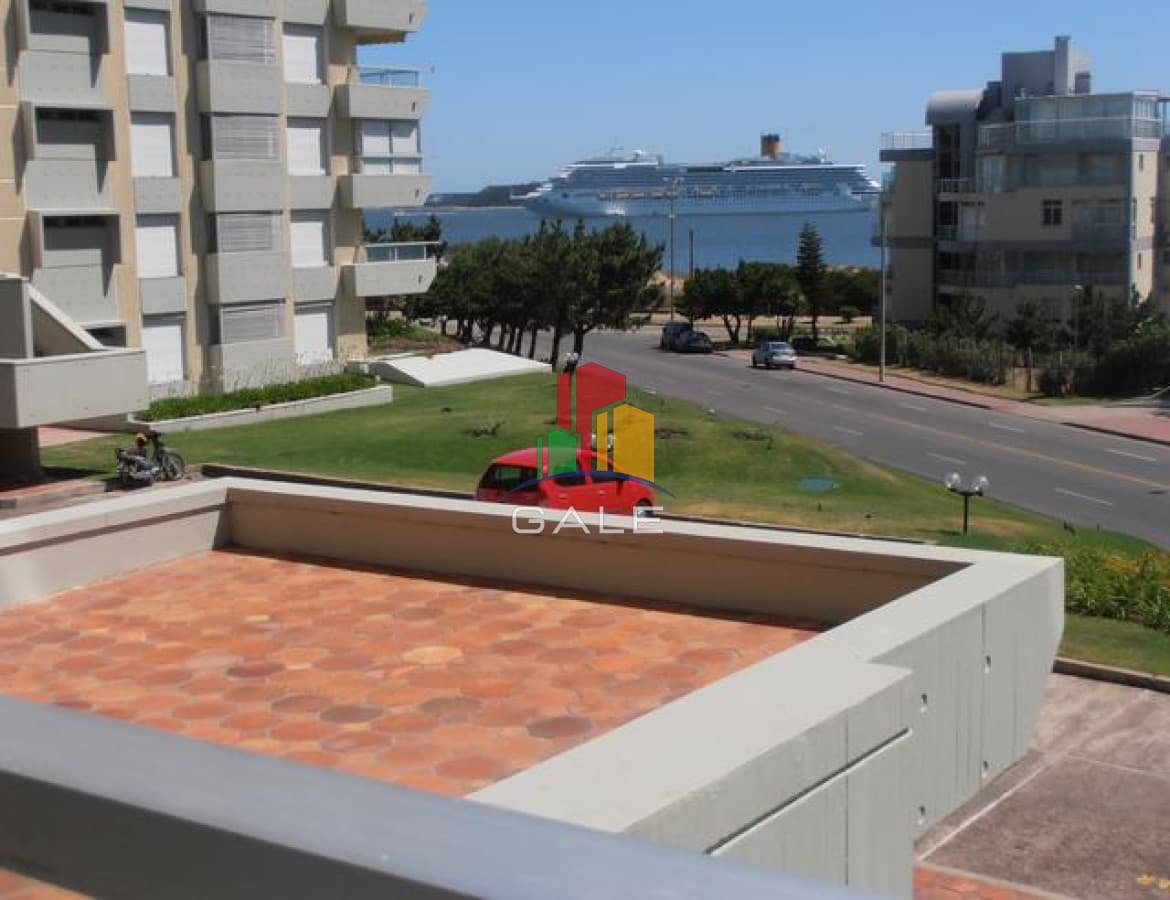 Hermoso apartamento con vista al mar en La Mansa  -