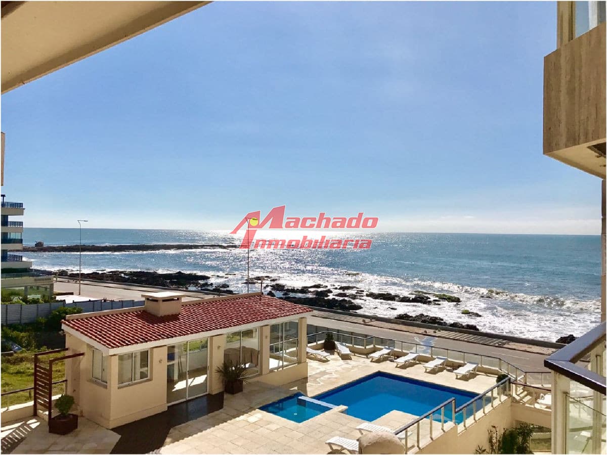 Venta departamento de dos dormitorios en peninsula