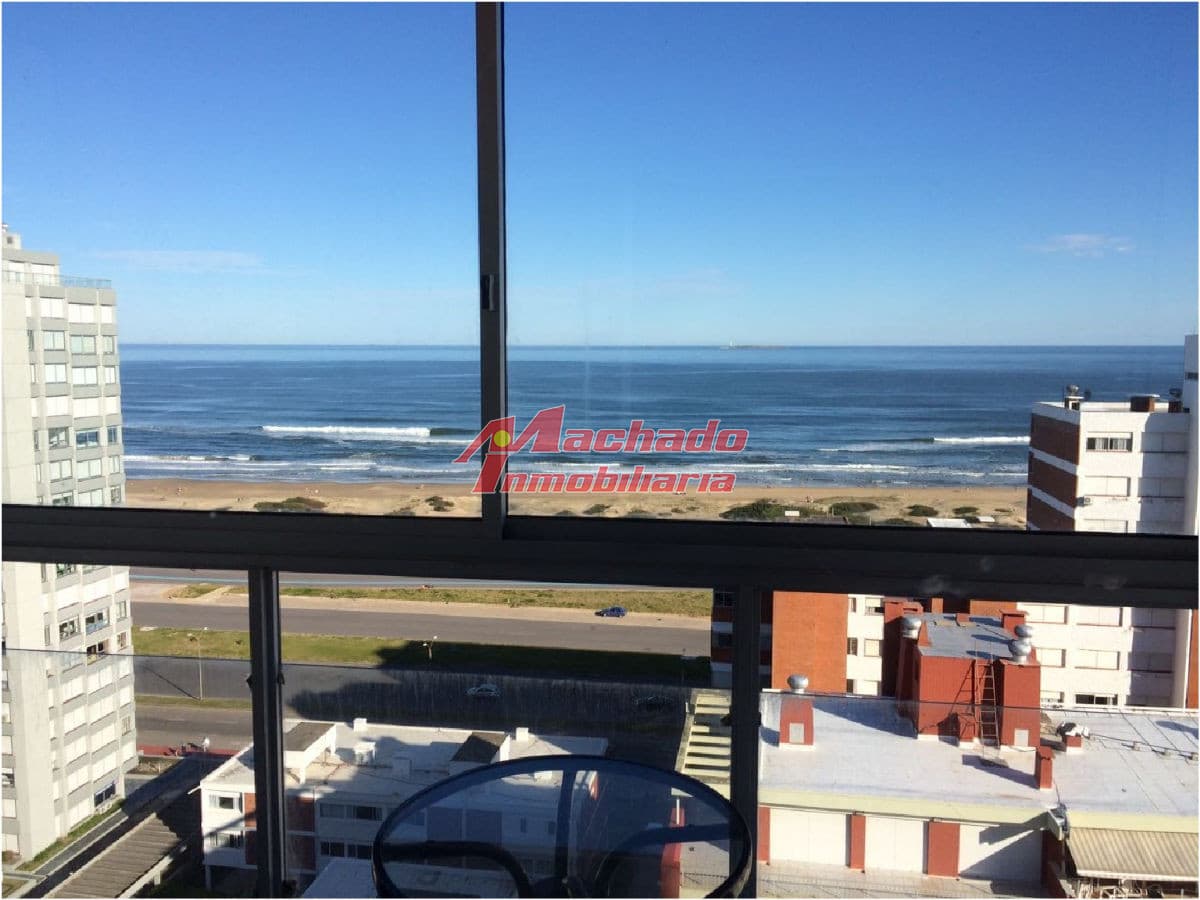 Apartamento en Brava, 1 dormitorios *