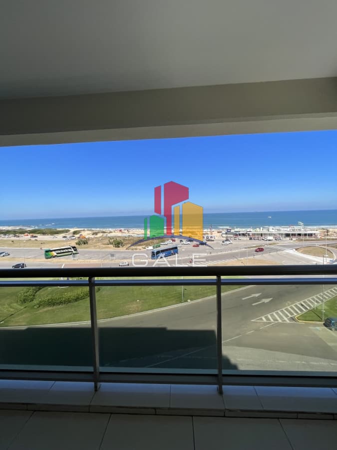 Gale Propiedades & Escribanía Apartamento ID.1900 - Imperiale I - 3 dormitorios en suite más servicio (planta esquinera)