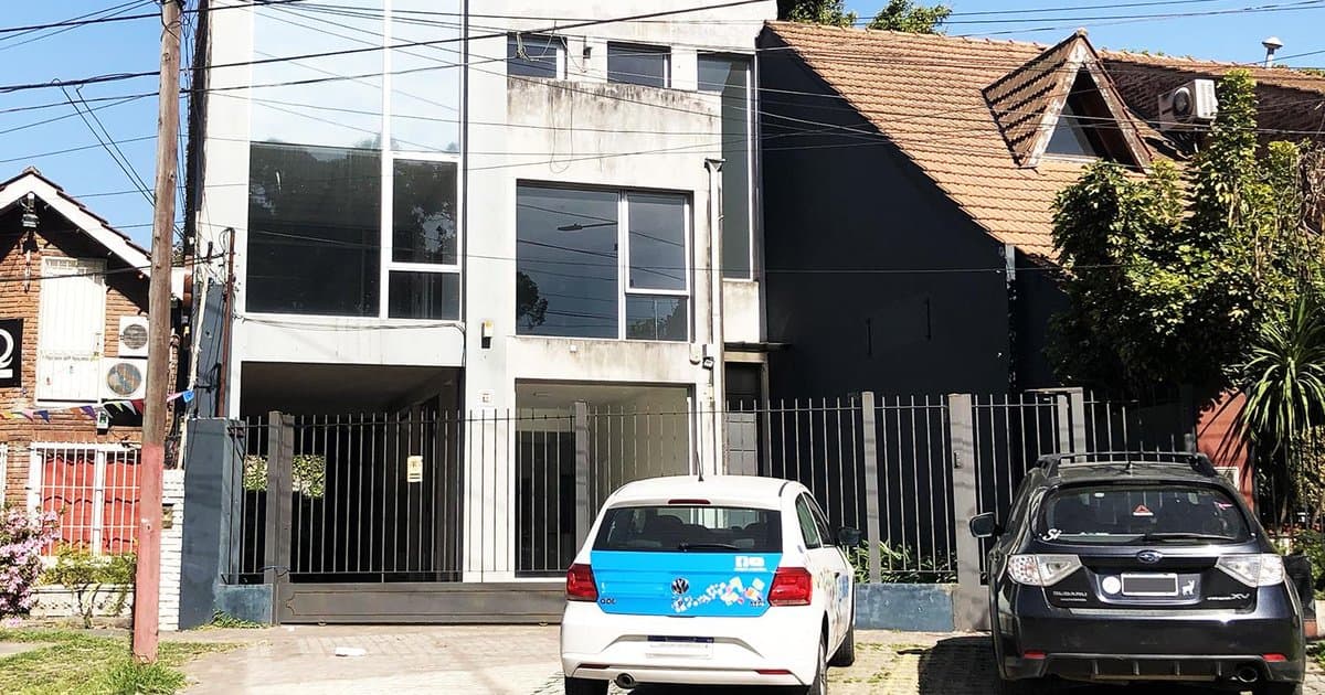 Edificio Comercial en Venta en Las Lomas-Horqueta - Av Sucre 2164 - VENTA Local con Oficinas