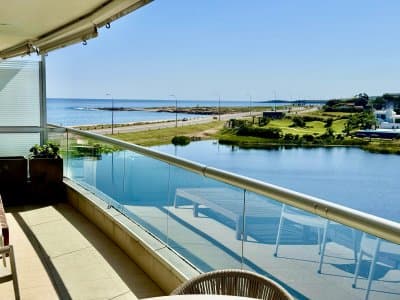 Apartamento en venta en Torre Aquarela, Playa Mansa