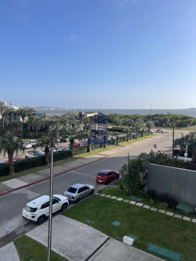 Apartamento en Venta y Alquiler, Roosevelt, Punta del Este, 3 Dormitorios.