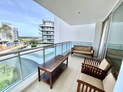 Apartamento en Brava.  -