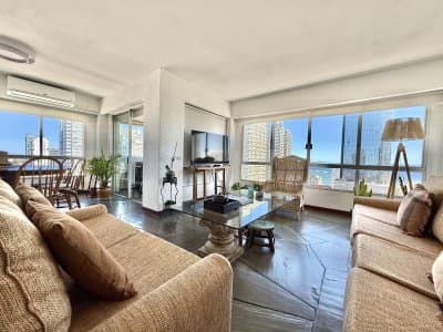 Muy lindo apartamento en venta en Punta Del Este   -
