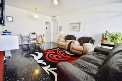 Apartamento de 3 Dormitorios con Parrillero en playa Brava, Punta del Este