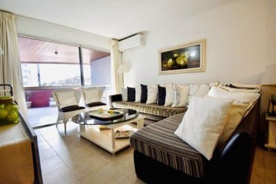Apartamento de 2 dormitorios y medio en excelente ubicacion Brava