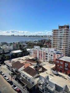 VISTA AL MAR EDIFICIO MODERNO APARTAMENTO DE 2 DORMOTIROS EN PENINSULA CON GARAJE  -