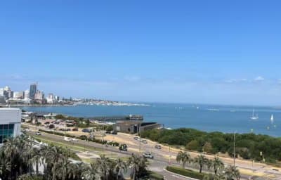 Apartamento 1 dormitorio moderno 50mts del mar Playa Mansa