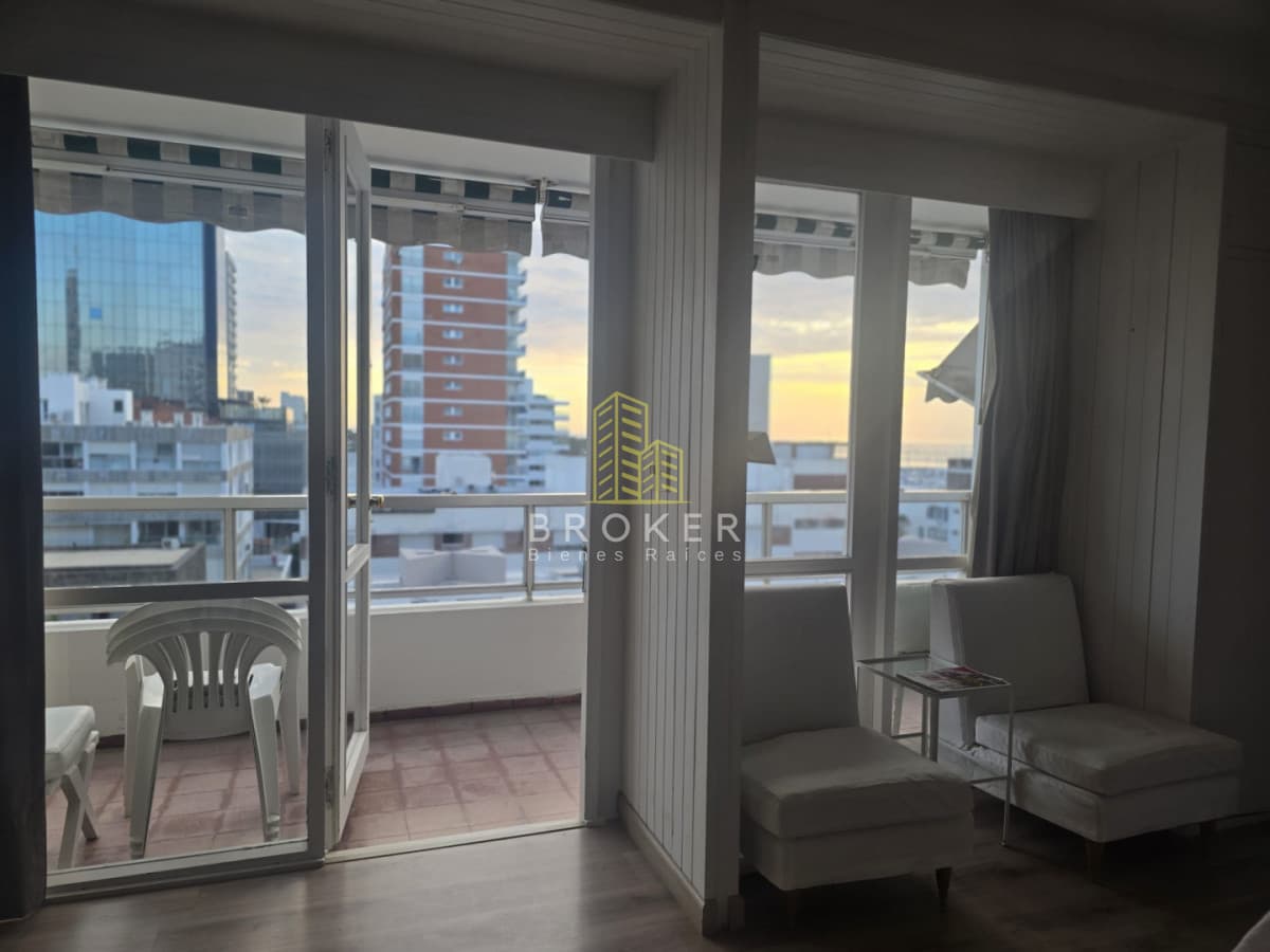 Cómodo apartamento con terraza en alquiler invernal - Península