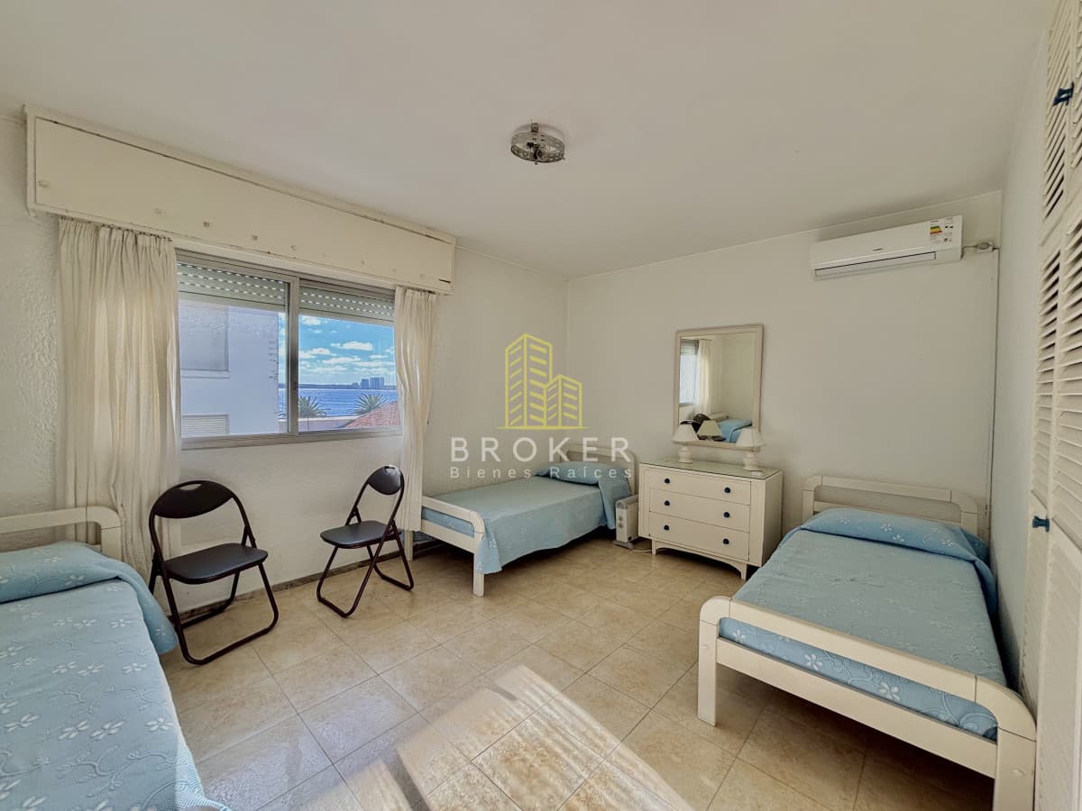 Venta Apartamento Punta del Este Península 4 dormitorios