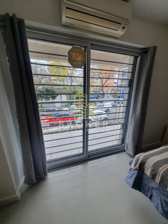 ALQUILER MONOAMBIENTE CON O SIN MUEBLES, IDEAL PARA ESTUDIO, CONSULTORIO U OFICINA