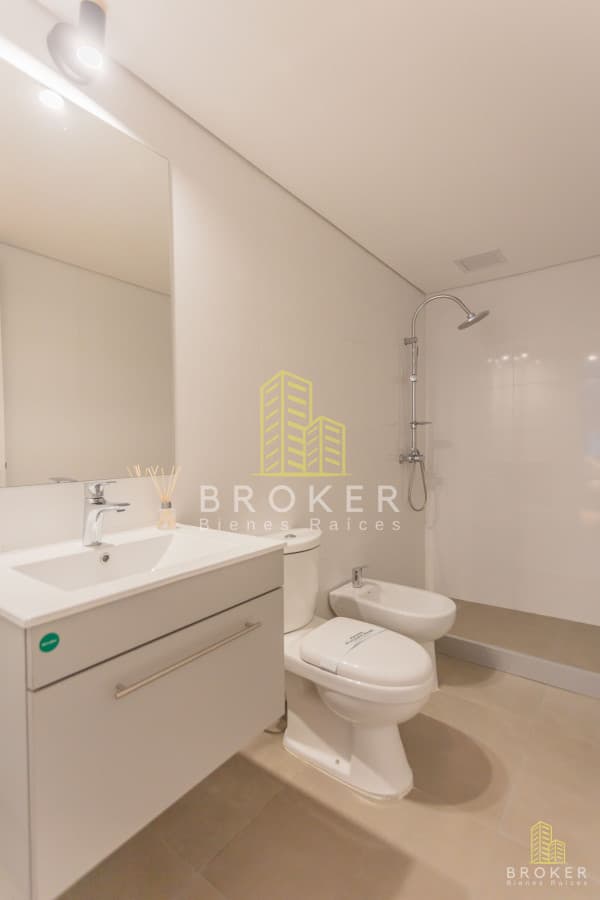 venta de apartamento centro NOSTRUM CENTRAL 2 dormitorios 1 baño a estrenar