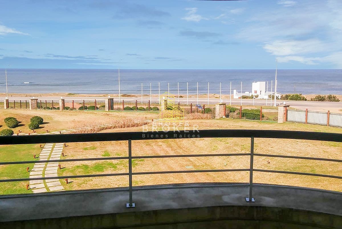 Venta Apartamento Punta Del Este Playa Mansa, 2 dormitorios