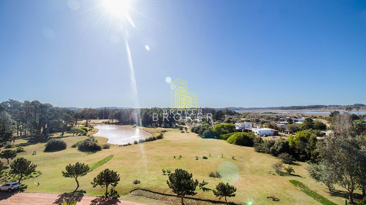 Venta Apartamento Penthouse Punta Del Este Playa Mansa, 4 dormitorios