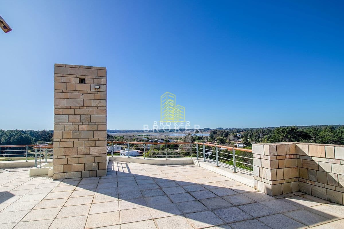 Venta Apartamento Penthouse Punta Del Este Playa Mansa, 4 dormitorios