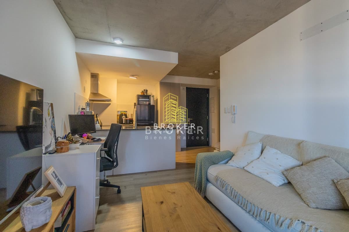 Venta de apartamento 1 dormitorio con renta en La Aguada, Montevideo