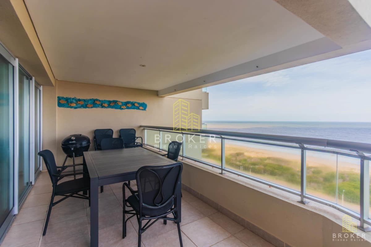 Venta Deprtamento Torre Lobos Punta del Este Piso Alto
