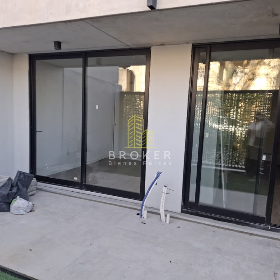 Venta Departamento 1 dormitorio Pocitos con Patio