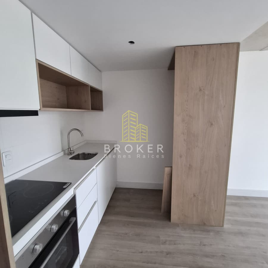 ALQUILER MONOAMBIENTE SIN GARAGE $21000, CON GARAGE $26000 POCITOS