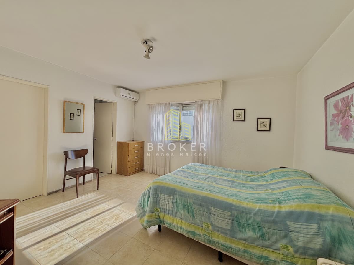 Venta Apartamento Punta del Este Península 4 dormitorios