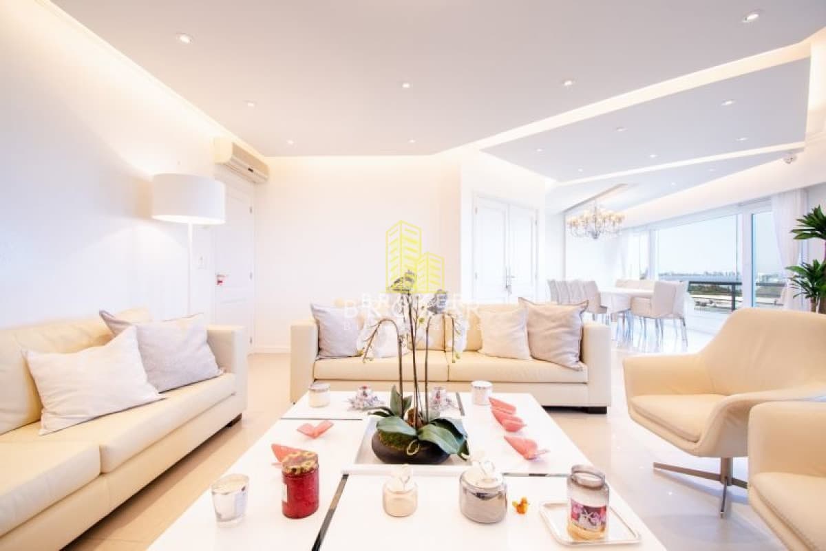 Venta Apartamento 4 dormitorios Playa Mansa Punta Del Este Veramansa