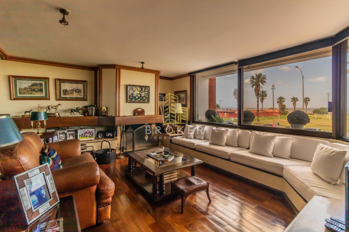 Venta apartamento 5 dormitorios en Punta Carretas, Montevideo Uruguay