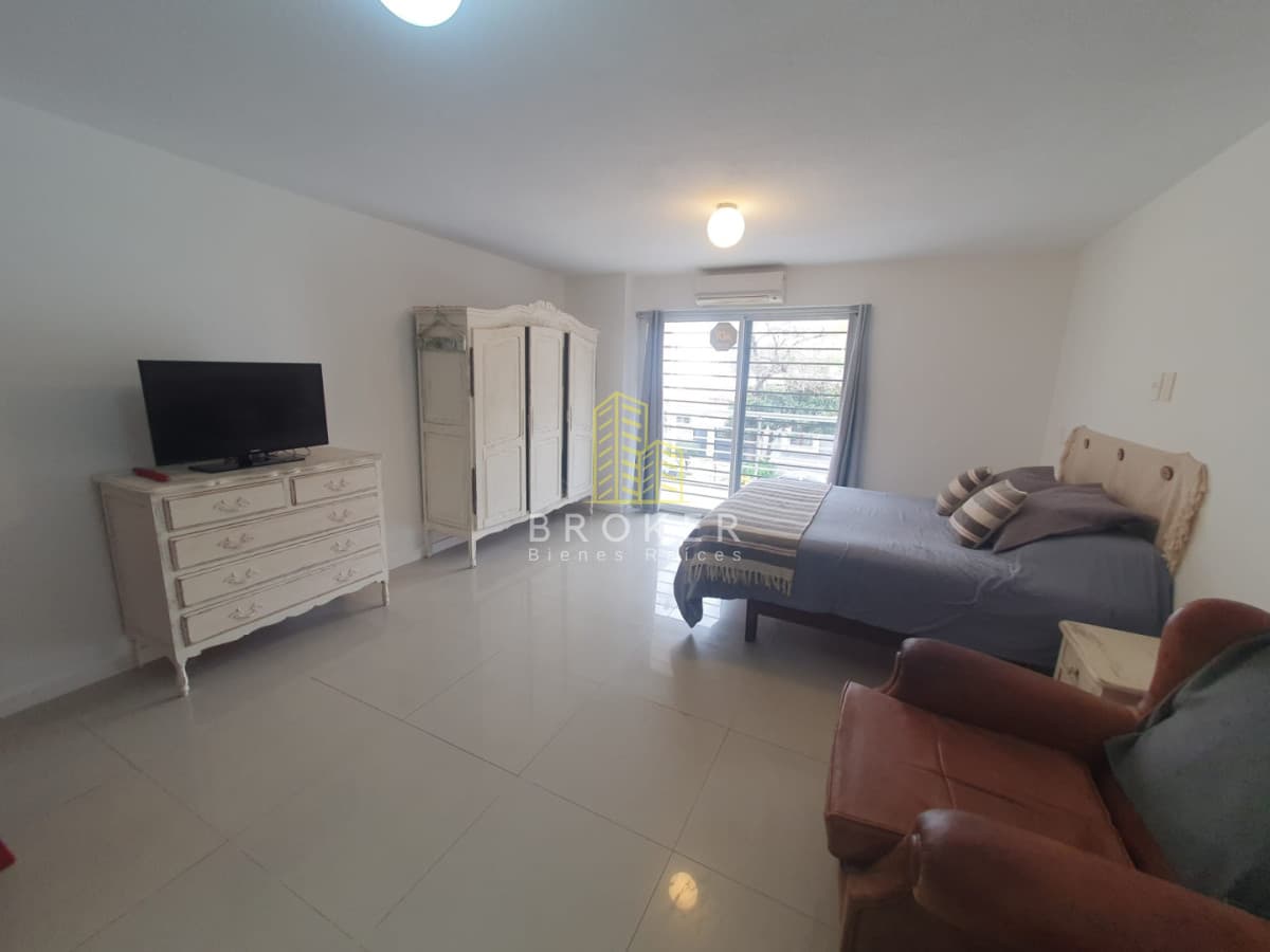 ALQUILER MONOAMBIENTE CON O SIN MUEBLES, IDEAL PARA ESTUDIO, CONSULTORIO U OFICINA