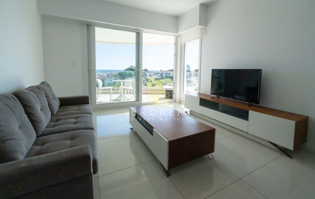 Apartamento en Venta 2 dormitorios con vista al mar Mansa Pinares AZURE TOWERS Punta del Este Uruguay