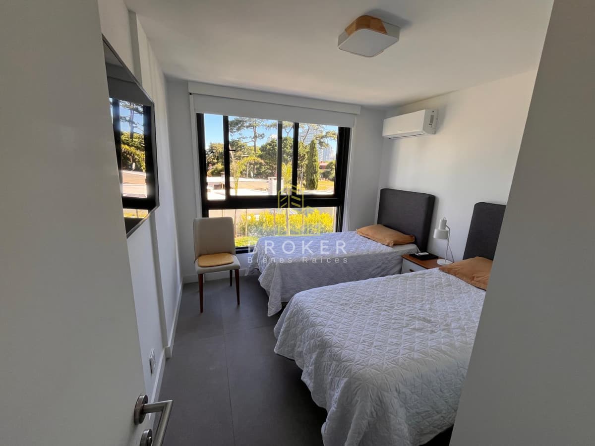 Venta departamento 2 dormitorios Aidy Grill Punta del Este