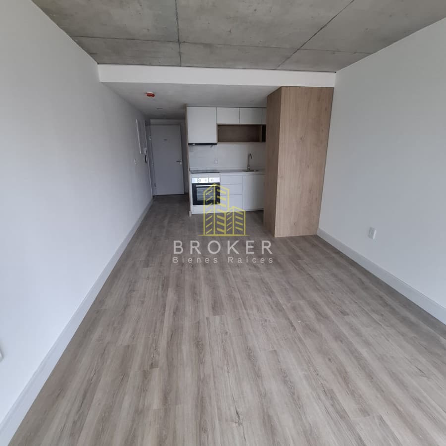 ALQUILER MONOAMBIENTE SIN GARAGE $21000, CON GARAGE $26000 POCITOS