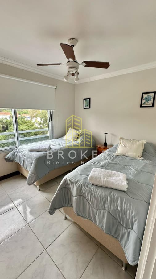 Alquiler Departamento Punta del Este Playa Mansa, amenities y primera línea al mar