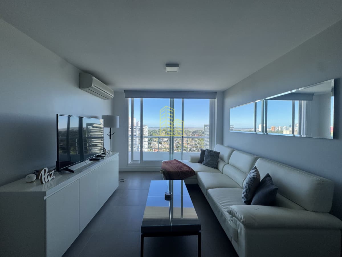 Venta apartamento 2 dormitorios Torre Greenlife punta del este