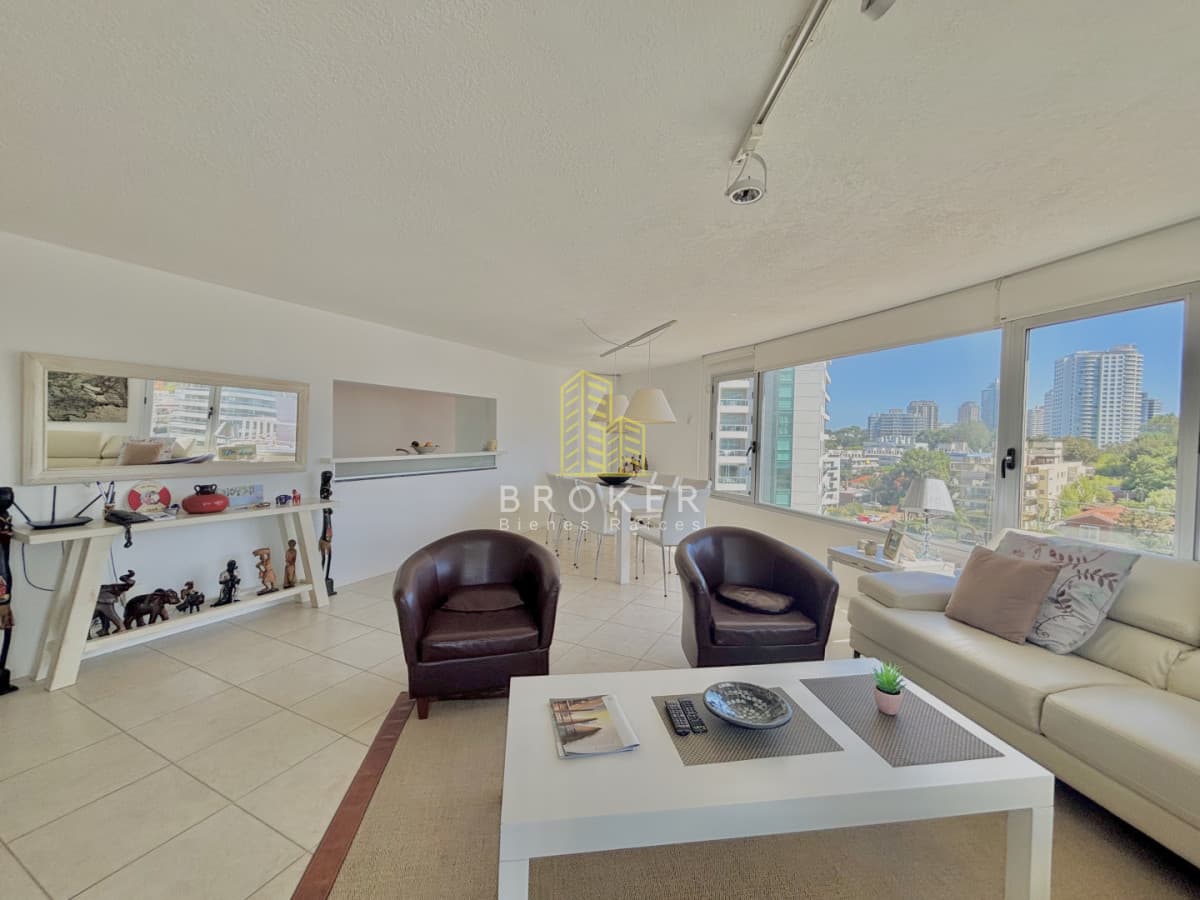venta apartamento punta del este 4 dormitorios vista al mar