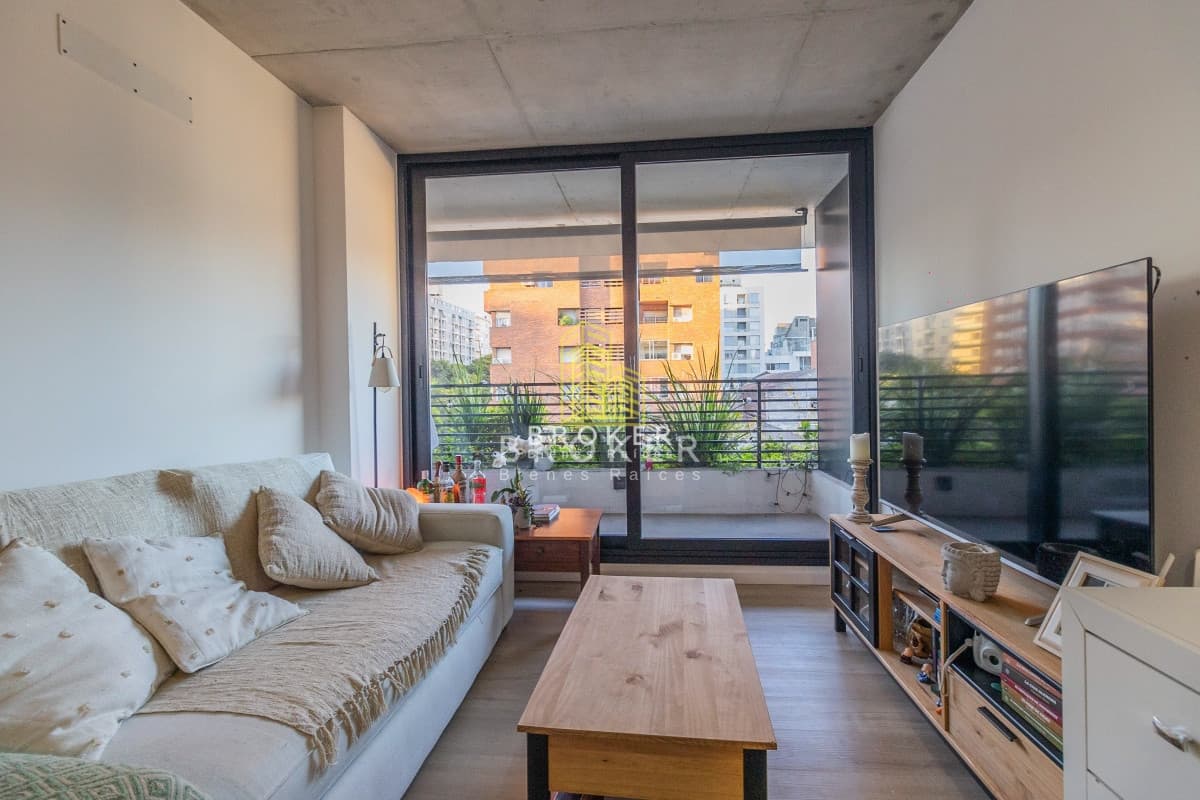 Venta de apartamento 1 dormitorio con renta en La Aguada, Montevideo