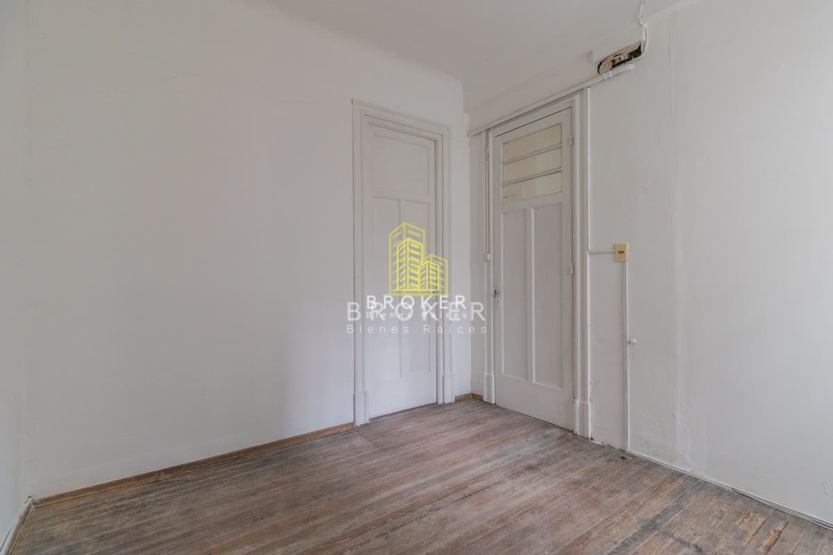 Apartamento 4 dormitorios en Centro Sur