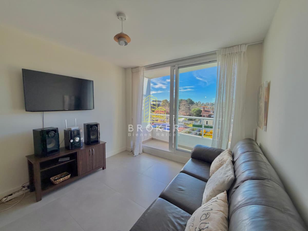 Venta apartamento 2 dormitorios Torre Greenlife punta del este