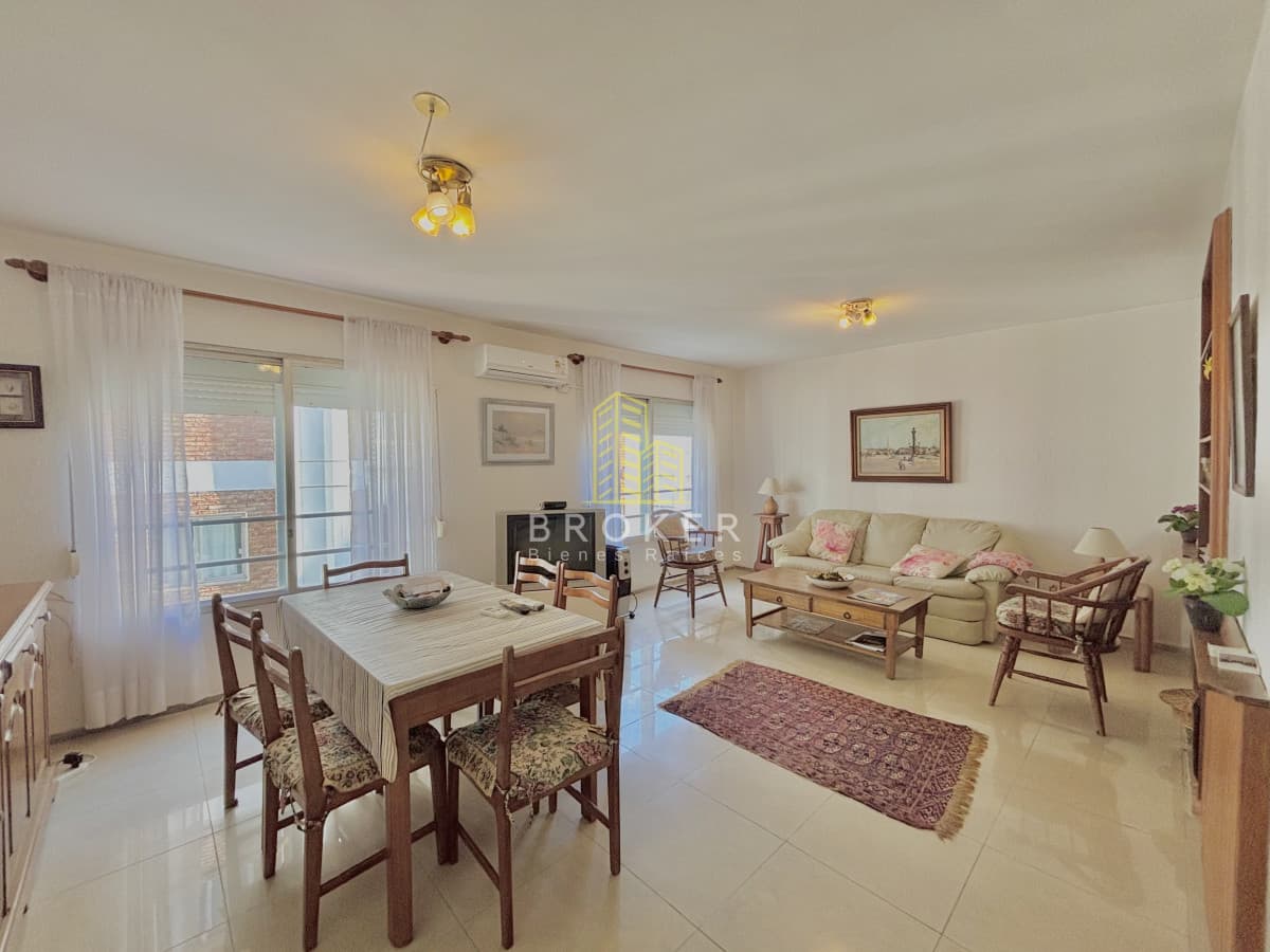 Venta Apartamento Punta del Este Península 4 dormitorios