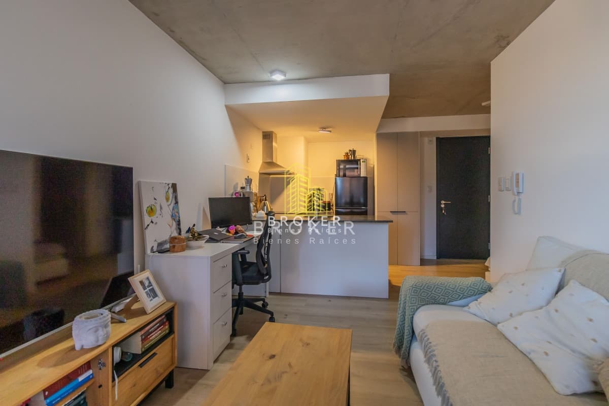 Venta de apartamento 1 dormitorio con renta en La Aguada, Montevideo