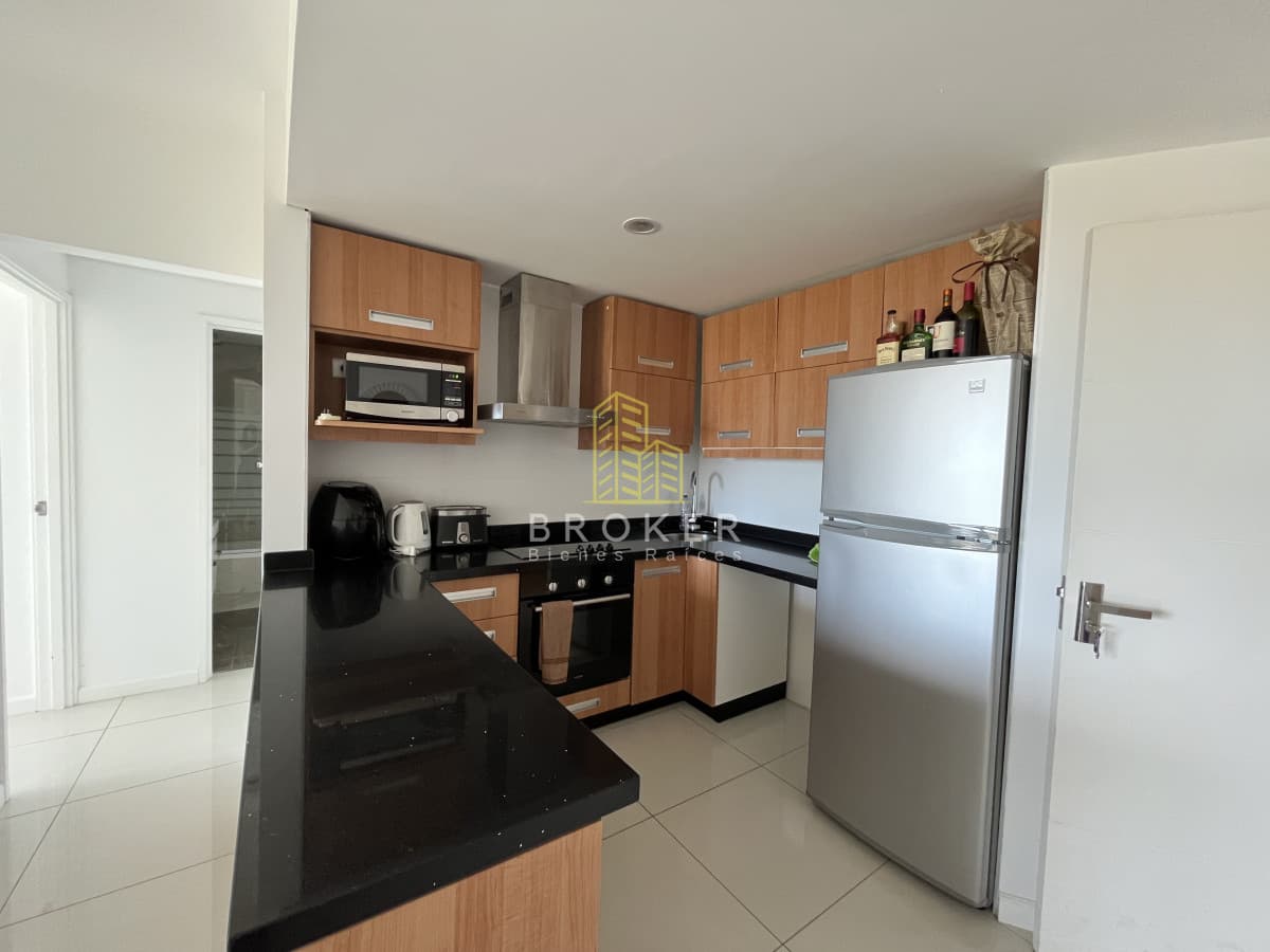 Apartamento en Venta y Alquiler 1 dormitorio con vista al mar Mansa Pinares AZURE TOWERS Punta del Este Uruguay