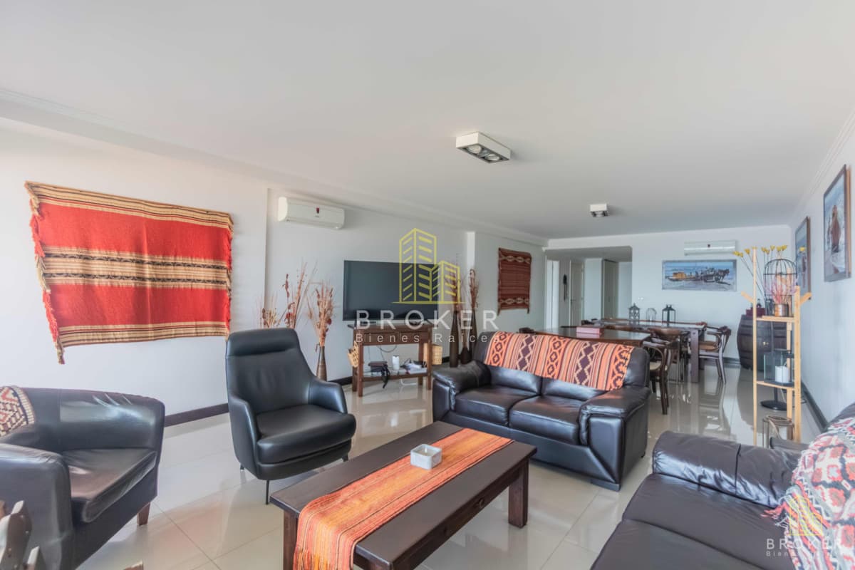 Venta Deprtamento Torre Lobos Punta del Este Piso Alto