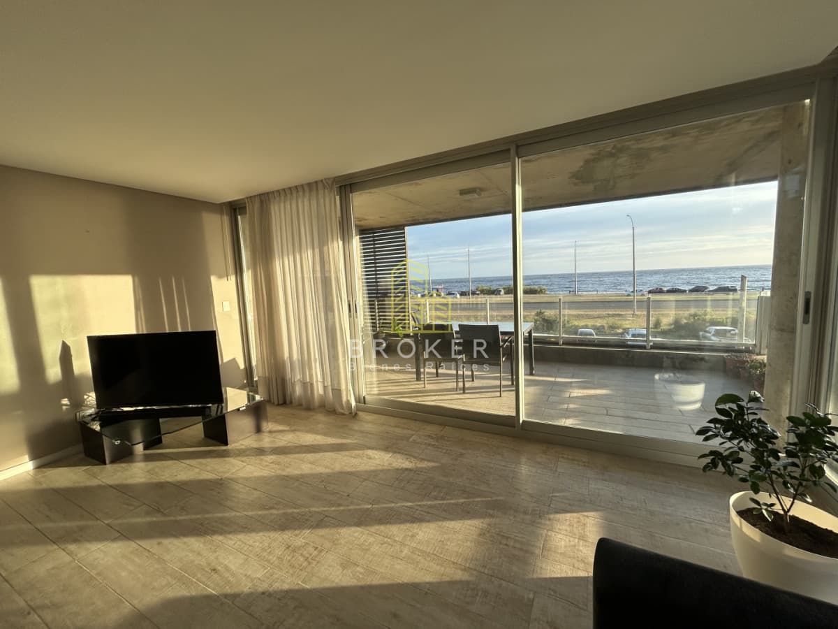 Venta Departamento Punta Del Este Playa Mansa, Edificio Aguamansa
