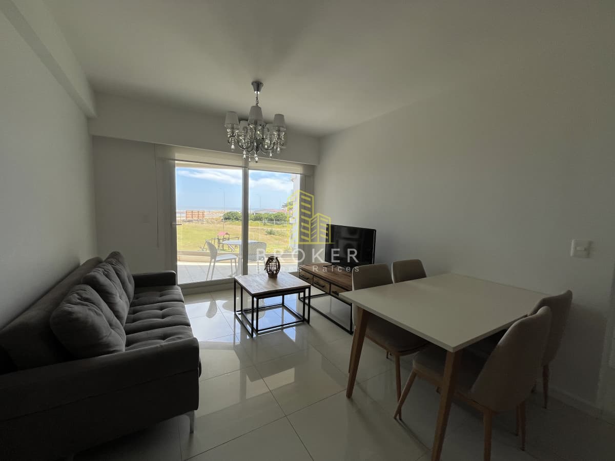 Apartamento en Venta y Alquiler 1 dormitorio con vista al mar Mansa Pinares AZURE TOWERS Punta del Este Uruguay