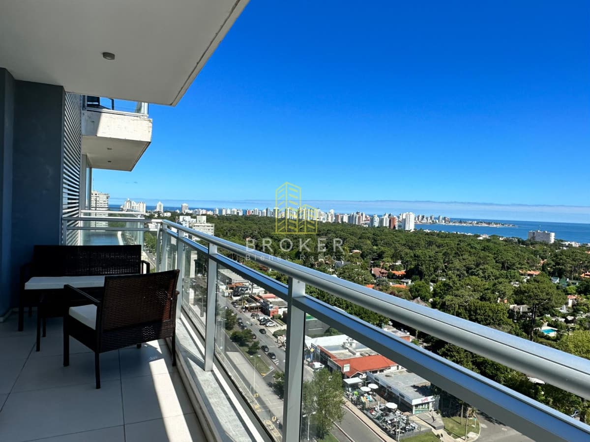 Venta de apartamento de dos dormitorios en Roosevelt